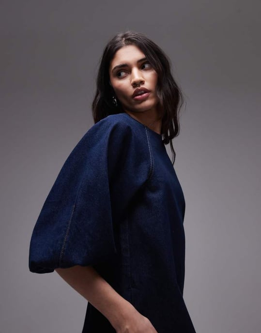 Topshop denim mini shiftklänning med ballongärmar i rå look indigo - Image 3