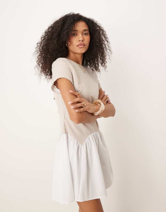 ASOS DESIGN midje-ned t-shirt mini-klänning i neutral rand - Image 3