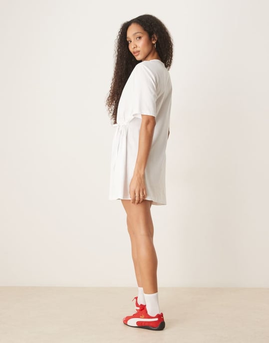 ASOS DESIGN skjortklänning med knytband och insydd midja i vit - Image 2