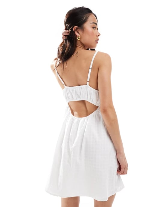 Hollister cami-band knyt-fram babydoll klänning i vitt - Image 2