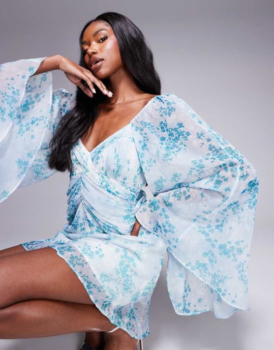 ASOS DESIGN mini klänning med överdrivna ärmar och rynk i blått blommönster - Image 3