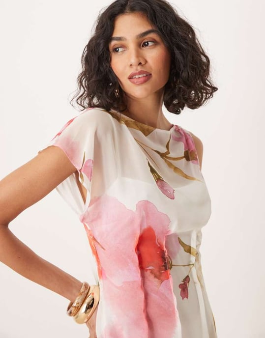 ASOS DESIGN asymmetrisk ärm midjeklänning i blommönster - Image 3
