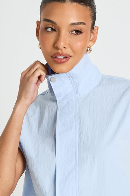 Funnel Neck Sleeveless Zip Through Top - Image 4