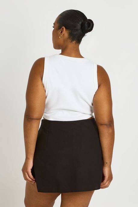 Plus Linen Look Wrap Front Skort - Image 2