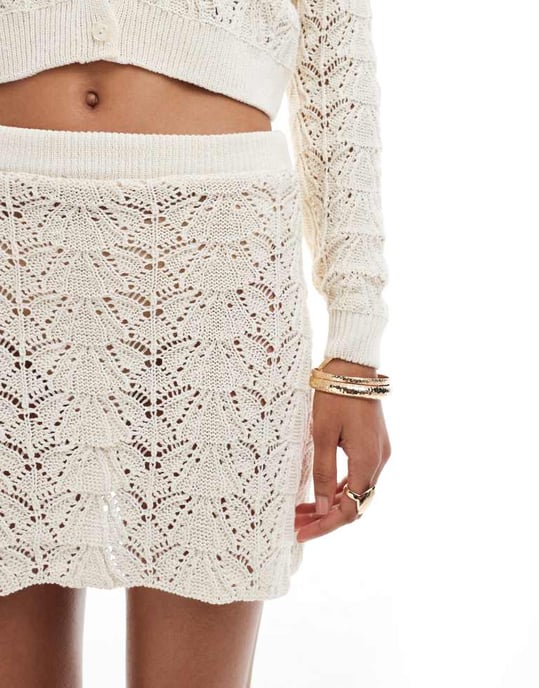 Miss Selfridge virkad flippkjol co ord i krämfärg - Image 4