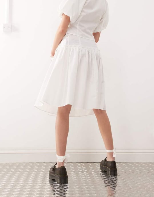 COLLUSION drop waist poplin skirt co-ord in white - Image 3