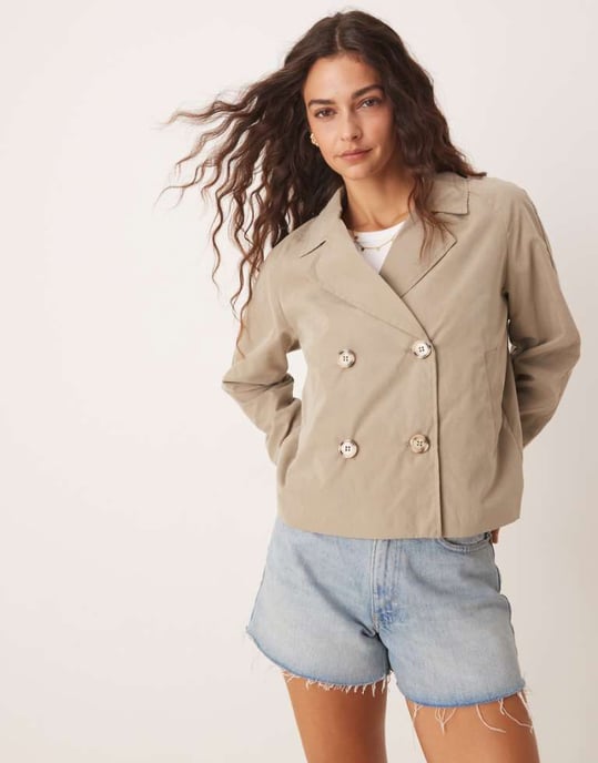JDY boxy short trench coat in beige - Image 1