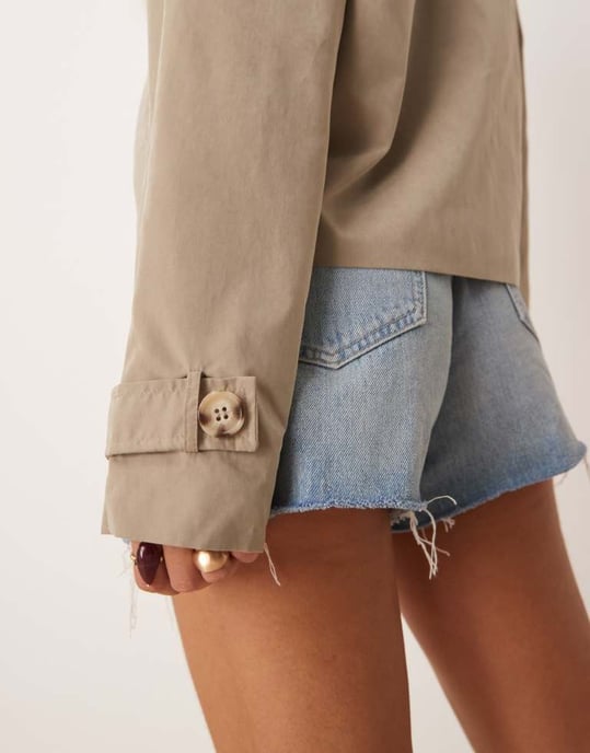 JDY boxy short trench coat in beige - Image 2