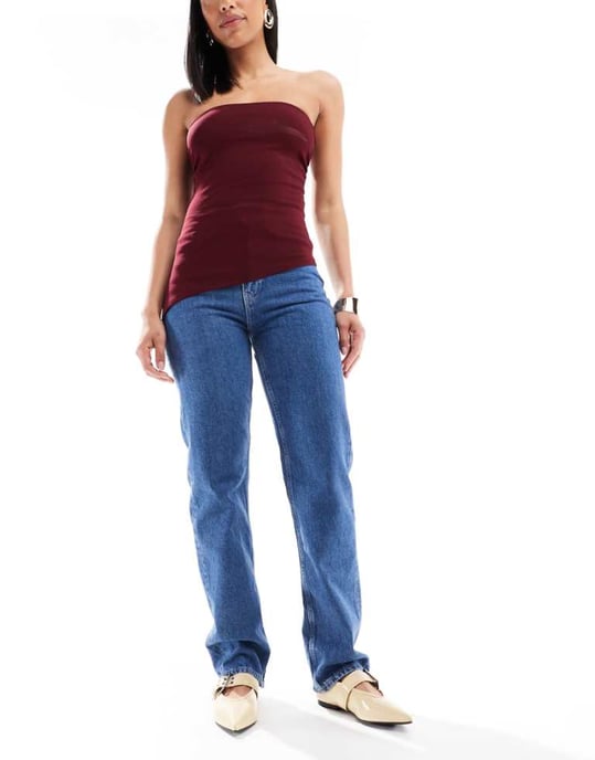Calvin Klein Jeans hög midja raka jeans i mellanblå tvätt - Image 1