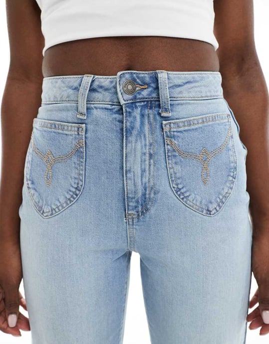 Cotton On stretch vida jeans i solblekt blå - Image 4
