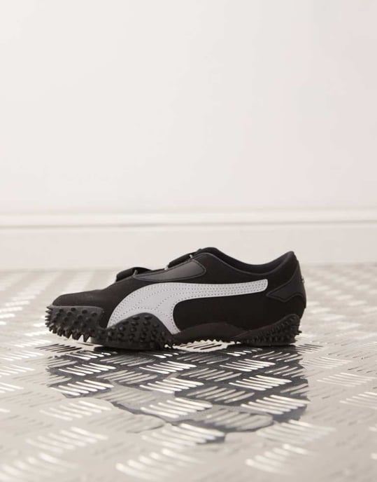 Puma Mostro trainers in black & silver - Image 2