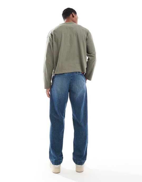 ASOS DESIGN baggy snickarjeans i mörk tvättad blå - Image 2