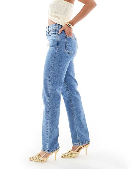 Miss Selfridge midwash jeans med elastisk midja och rak passform - Image 2