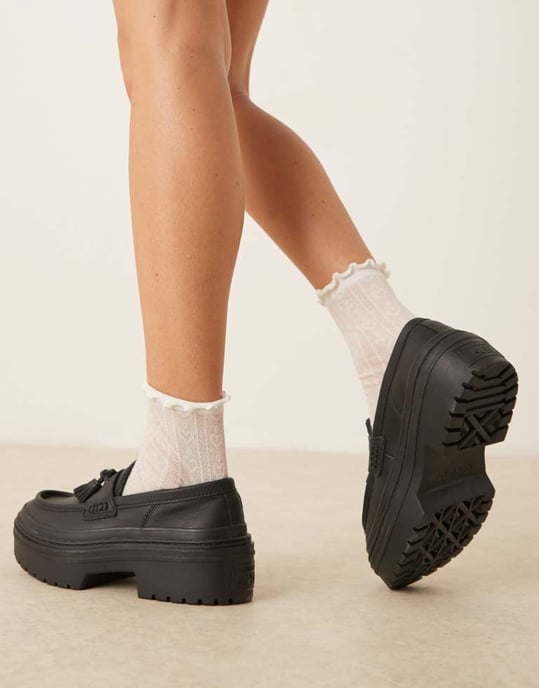 Converse Chuck Taylor All Star platform loafers in black - Image 3