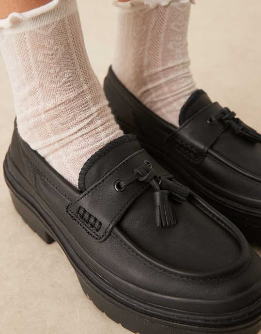 Converse Chuck Taylor All Star platform loafers in black - Image 4