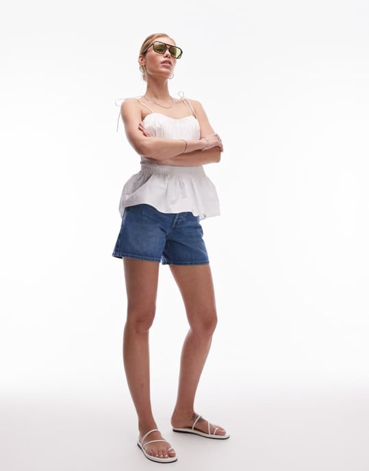 Topshop denim Editor-shorts i medelblå - Image 4