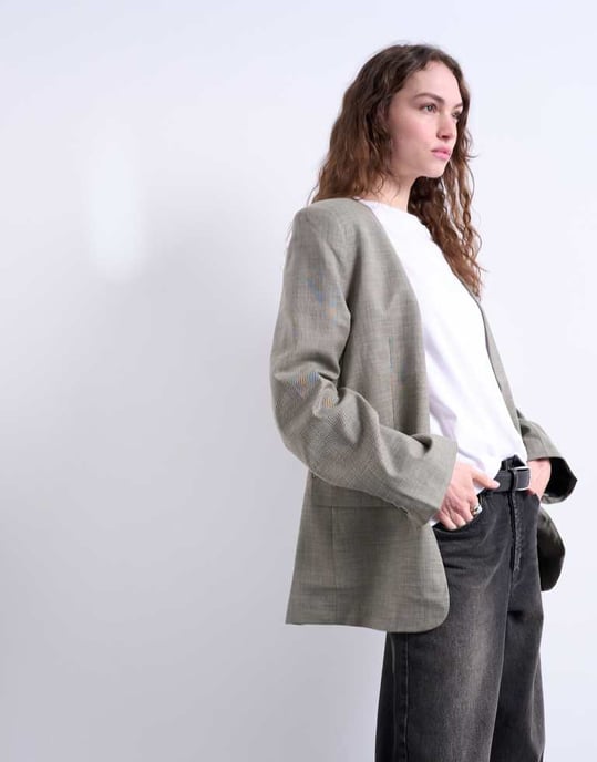Topshop collarless chuck on blazer in grey check - Image 4