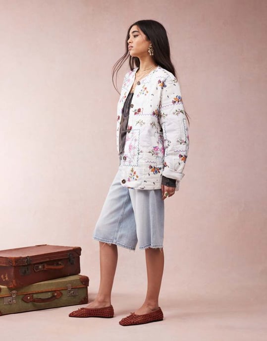 ASOS DESIGN dolphin hem collarless quilted jacket in handkerchief print - Image 2