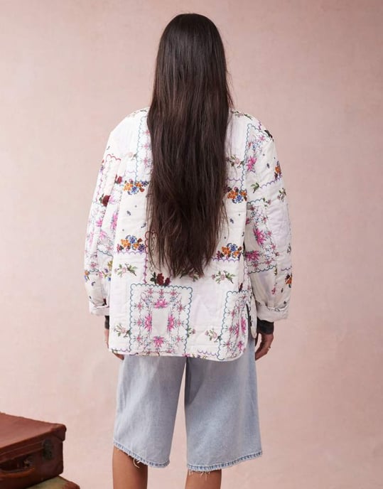 ASOS DESIGN dolphin hem collarless quilted jacket in handkerchief print - Image 3