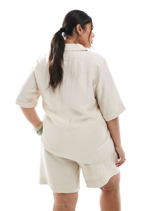 Vero Moda Curve boxy skjorta i havre - Image 4