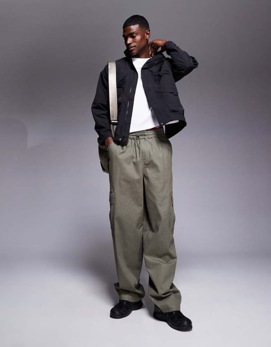 The North Face convertible utility jacket in black - Image 4
