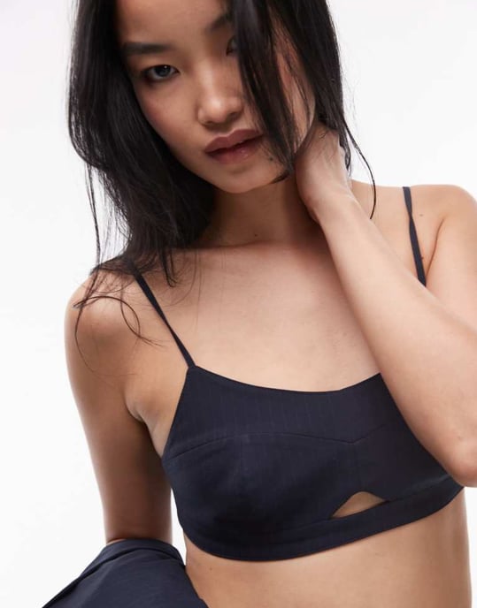 ASOS DESIGN skräddarsydd bralette i mörkblå randig - Image 2