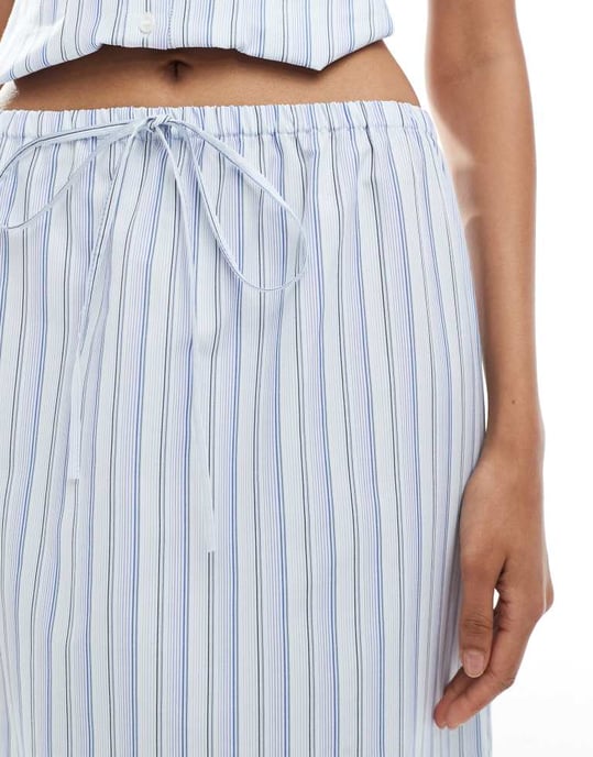 ASOS DESIGN maxi kjol med knytning i midjan i randig design - Image 3