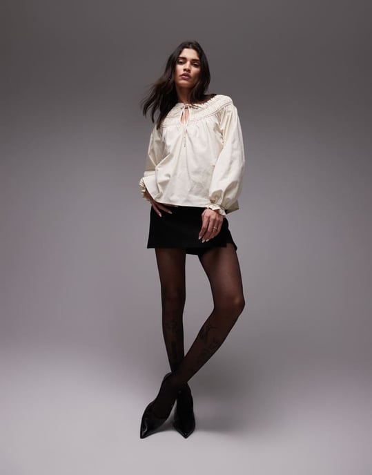 Resume boho oversized blus i creme - Image 3