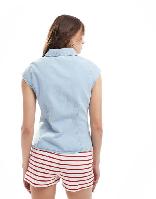 Miss Selfridge välsittande denimskjorta i blekt tvätt - Image 4
