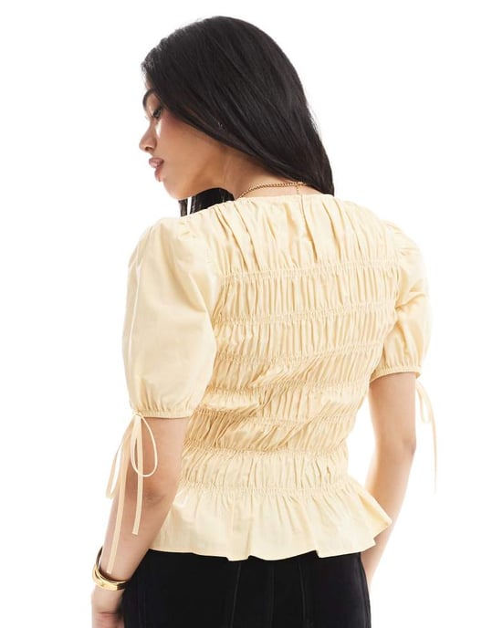 ASOS DESIGN puffärmad topp med rynkedetalj i gult - Image 3