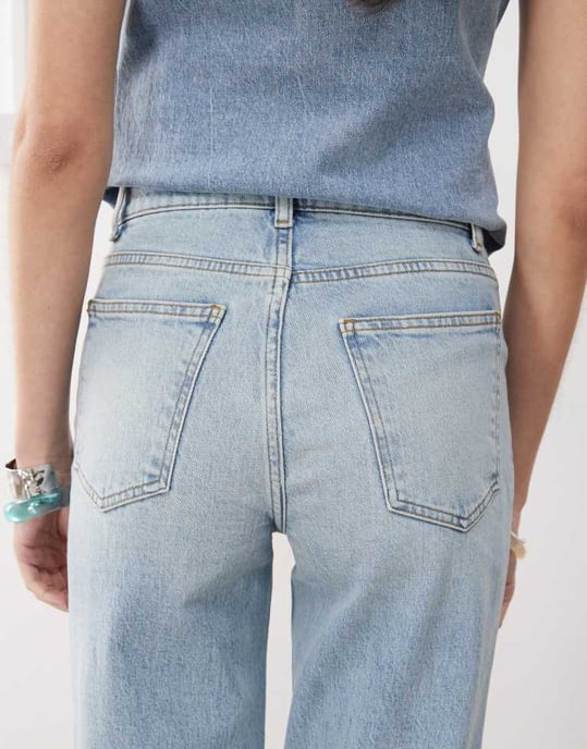 Återvunnen vintage denim 70-tals palazzojeans med fickor och knappstängning i blå tvätt - Image 4