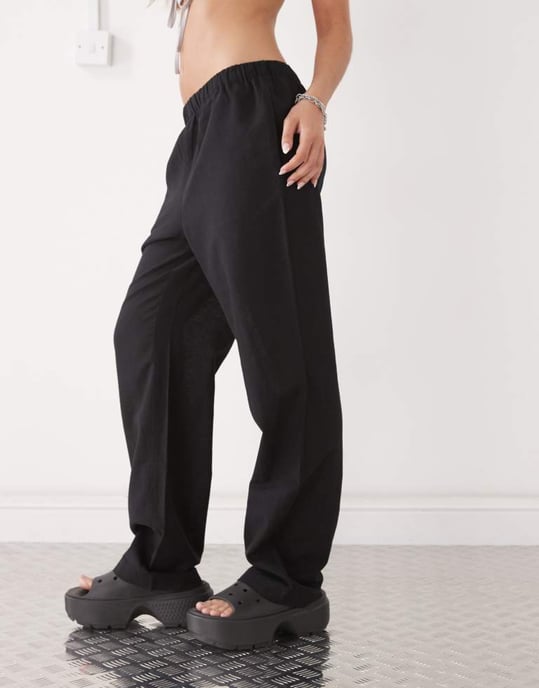 Monki linnebyxor i svart exklusivt för ASOS - Image 2