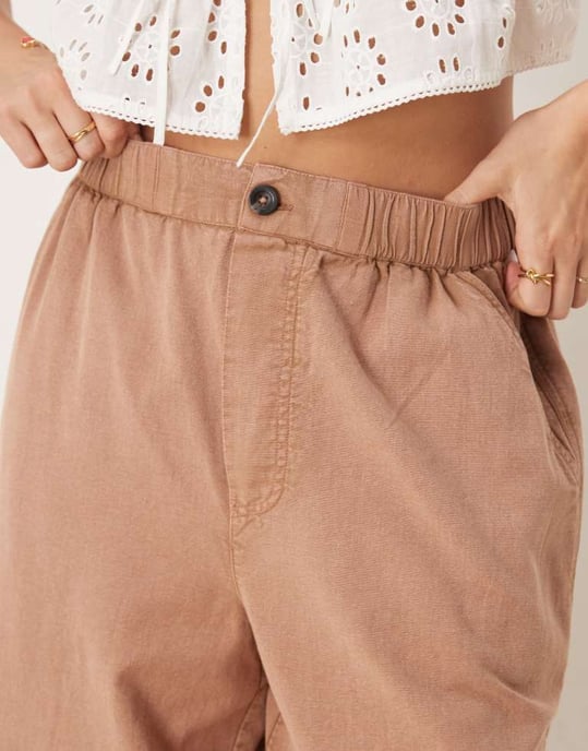 ASOS DESIGN tvättade linnefria byxor i mocha - Image 3