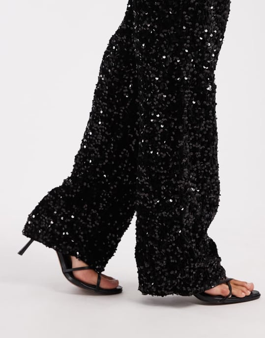 Pieces vida veloursequinsbyxor i svart - Image 4
