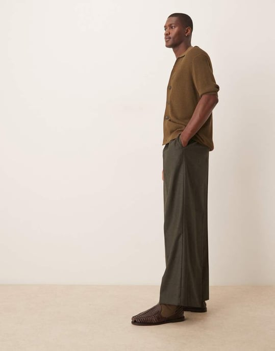 ASOS DESIGN smart loose leg trousers with front pleats in charcoal brushed fabric with - Image 2
