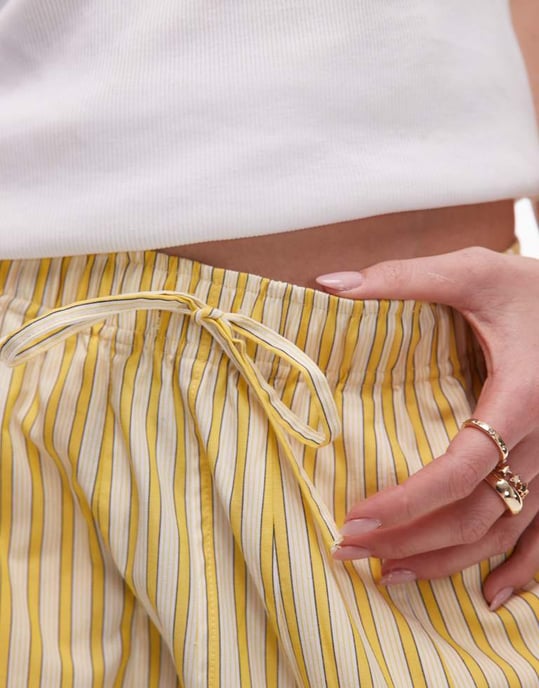 Topshop poplin byxor med vida ben i gula ränder - Image 3