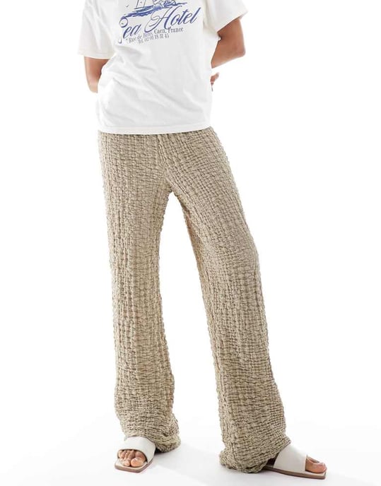 ENDAST Höga strukturerade vida byxor i beige - Image 3