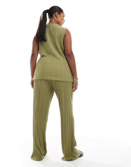 Vero Moda Curve plisserade byxor i khaki - Image 2