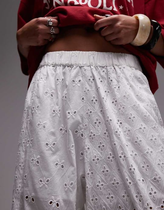 Topshop broderat raka benbyxor i vitt - Image 4