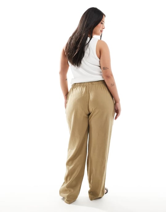 ONLY Curve linneblandning pull-on byxor co-ord i ljus khaki - Image 2