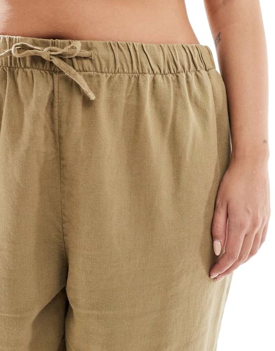ONLY Curve linneblandning pull-on byxor co-ord i ljus khaki - Image 3