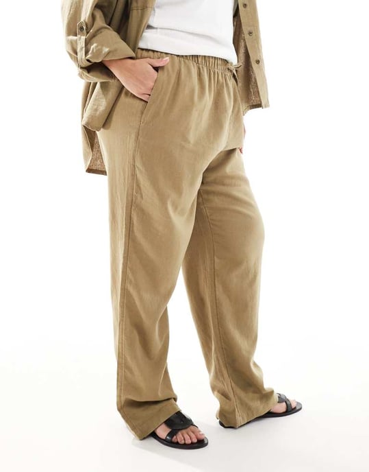ONLY Curve linneblandning pull-on byxor co-ord i ljus khaki - Image 4