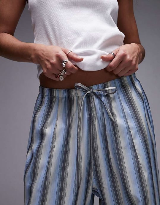 Topshop poplinbyxa med knytliv och raka ben i blått - Image 2