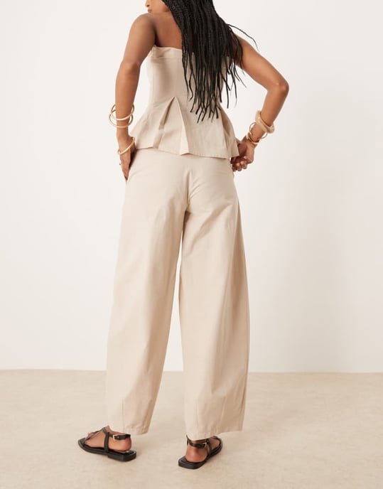 ASOS DESIGN linneblandning byxa med trombonben i beige - Image 3