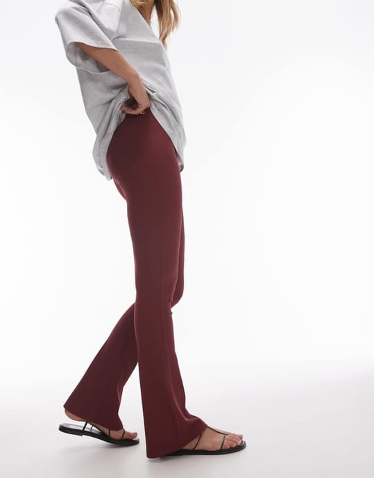Topshop smal ribbad flare i bordeaux - Image 2