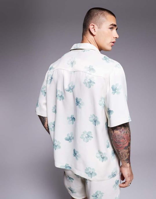 ASOS DESIGN relaxed shirt with floral print in neutral - Image 3