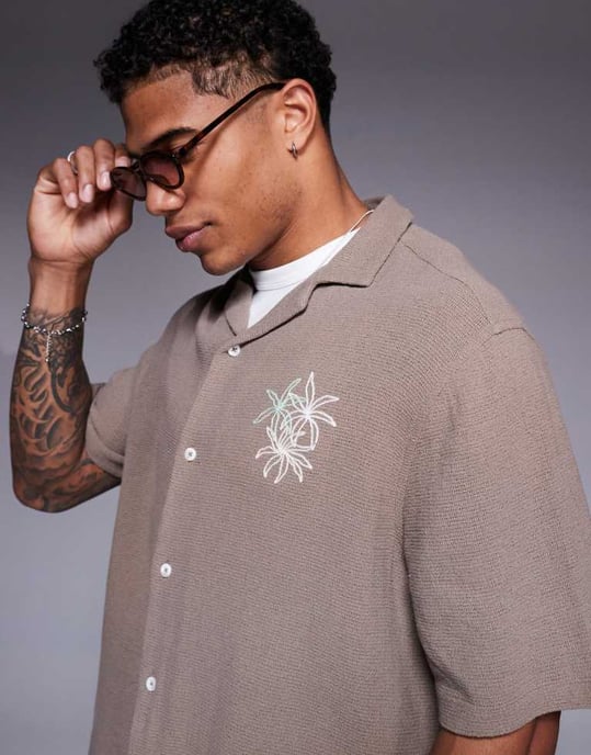 ASOS DESIGN boxy revere shirt with chest embroidery in green - Image 2