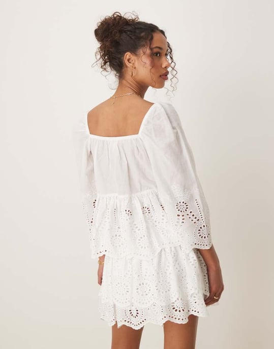 Glamorous boho lightweight broderie cutwork tie front blouse in white co-ord - Image 4
