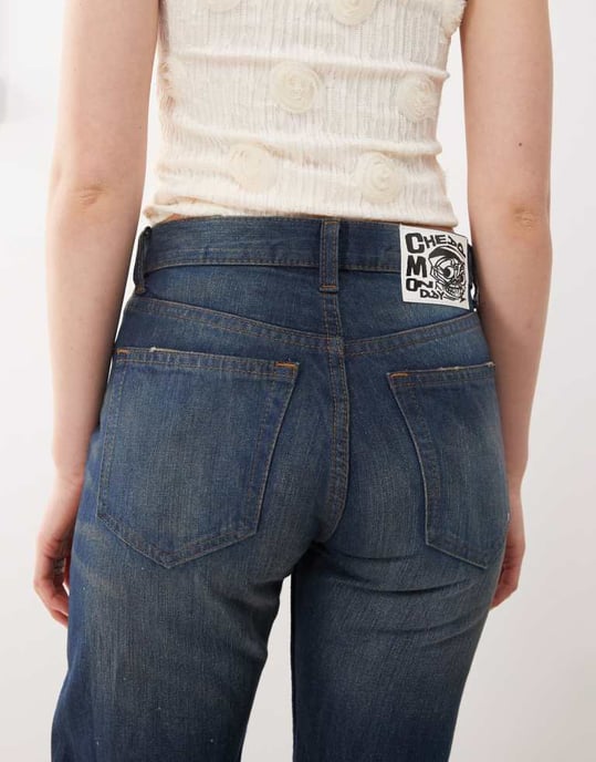 Cheap Monday Unisex Anti rigid raka ben jeans i vintage blåtvätt - Image 4
