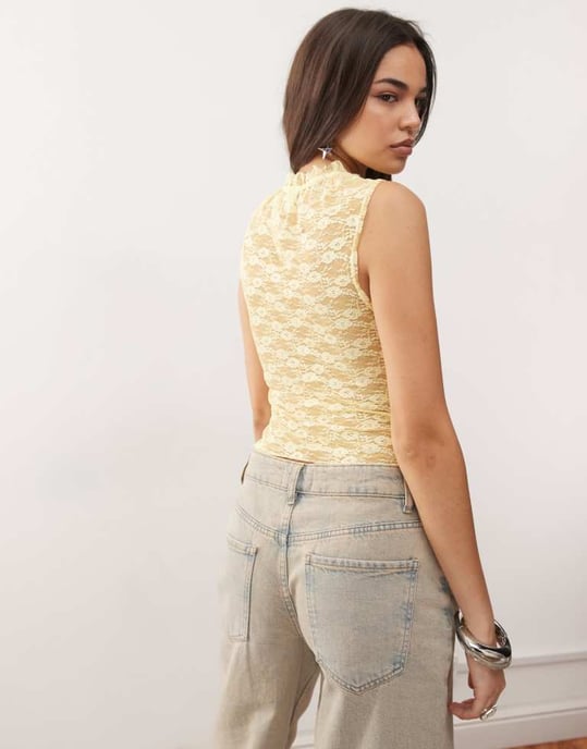 Reclaimed Vintage lace tie detail tank in butter yellow - Image 3